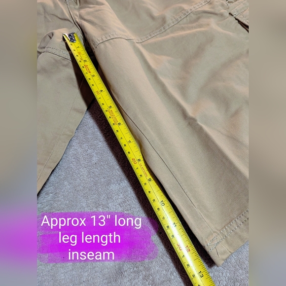 Linvich size 40* BNWOT, tan colour multi pocket, cargo shorts - Picture 6 of 11